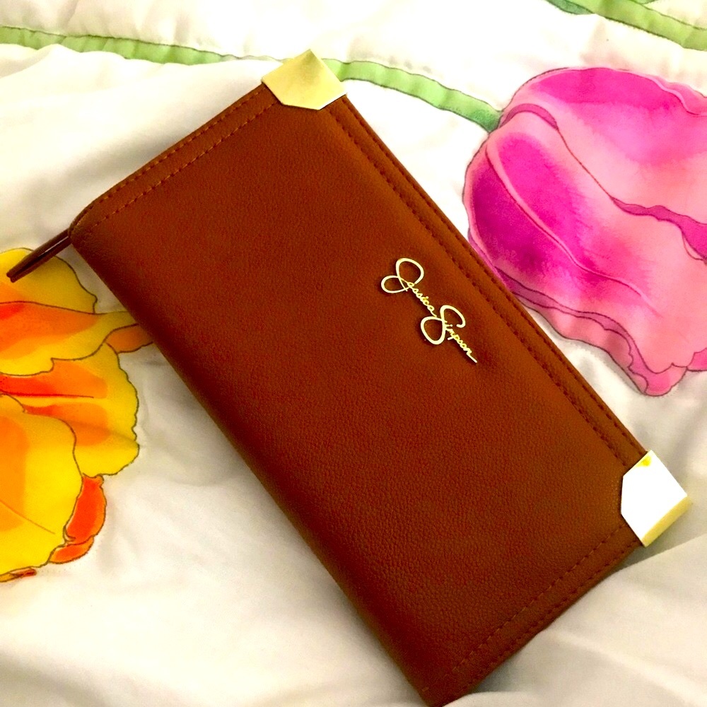 Wallet: Jessica Simpson NWOT - never used